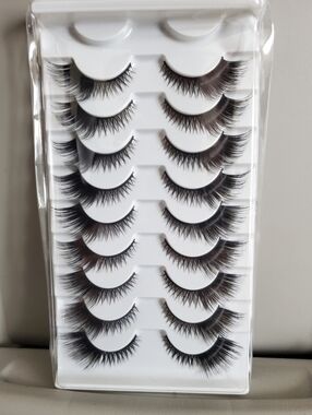 🛍️BUNDLE ONLY ITEM🛍️ Black False Eyelashes
